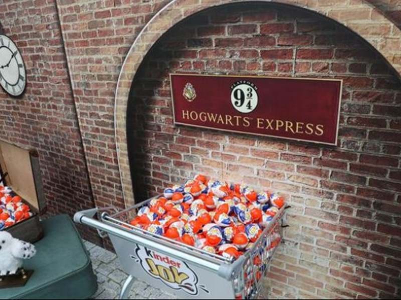 Harry Potter Kinder brand activation trolley