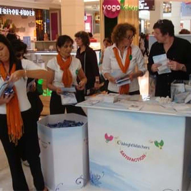 Demo counter with branded top